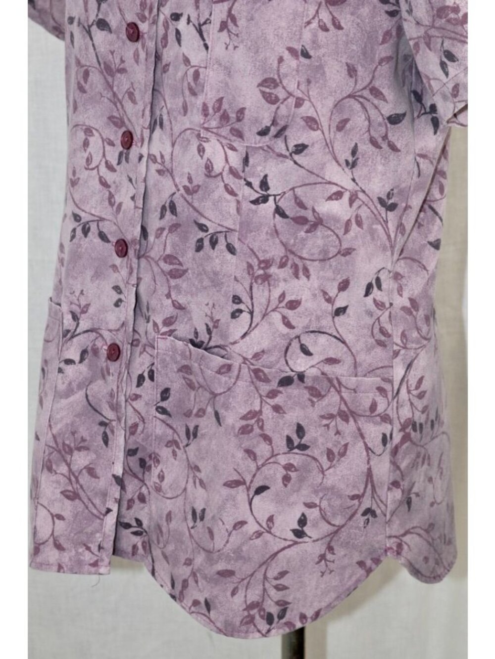Cottage Core Scrub Top Women S Purple Leaf Whimsical Print Medical Button Up VTG - Picture 9 of 12